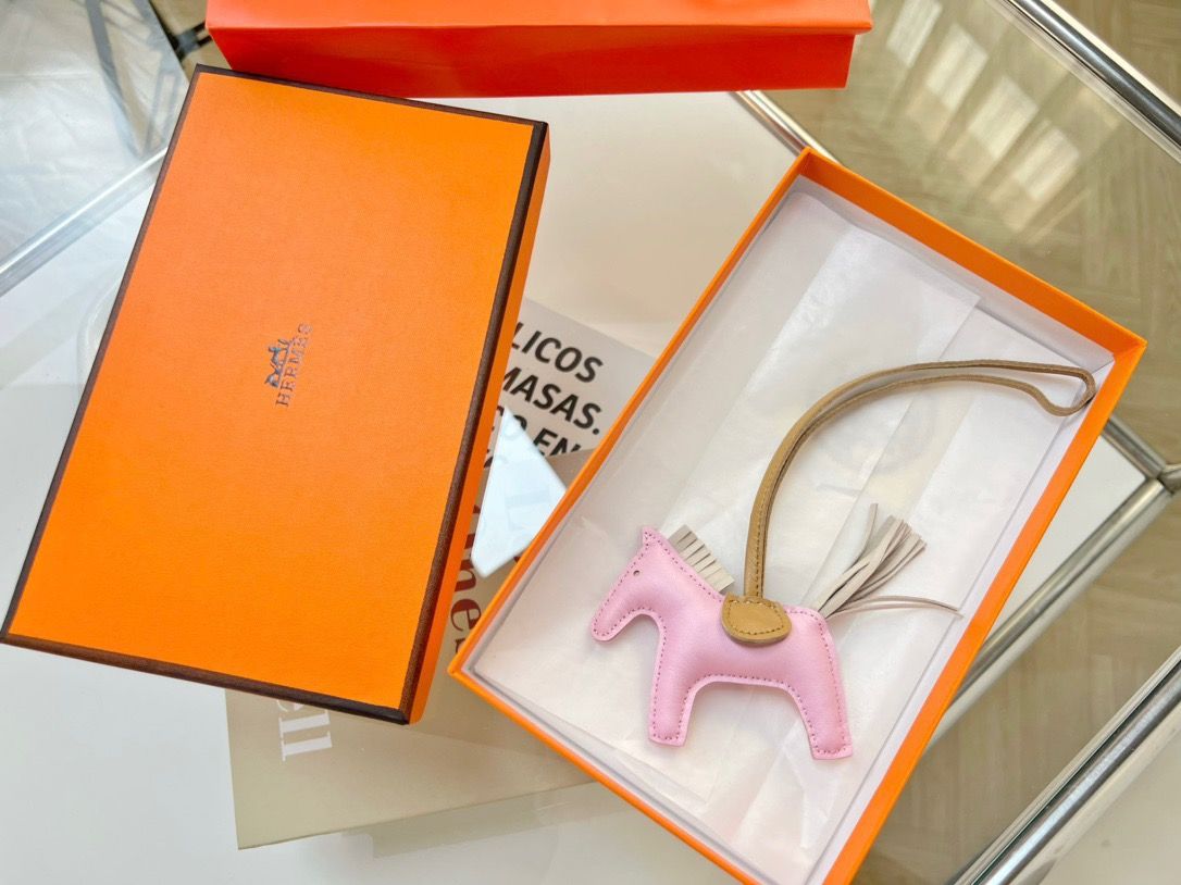 Hermes Rodeo PM Bag Charm in Pink/Chai/Craie Lambskin - Image 4