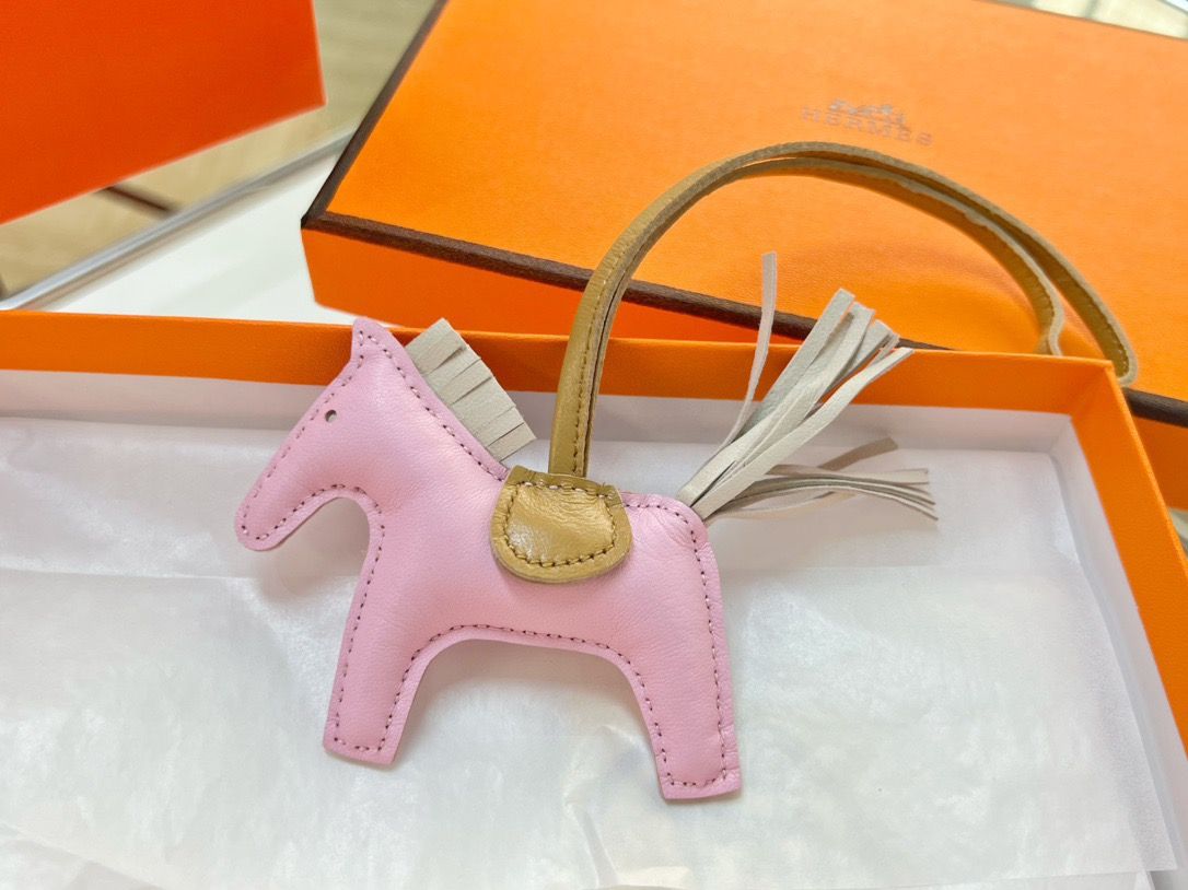 Hermes Rodeo PM Bag Charm in Pink/Chai/Craie Lambskin - Image 6