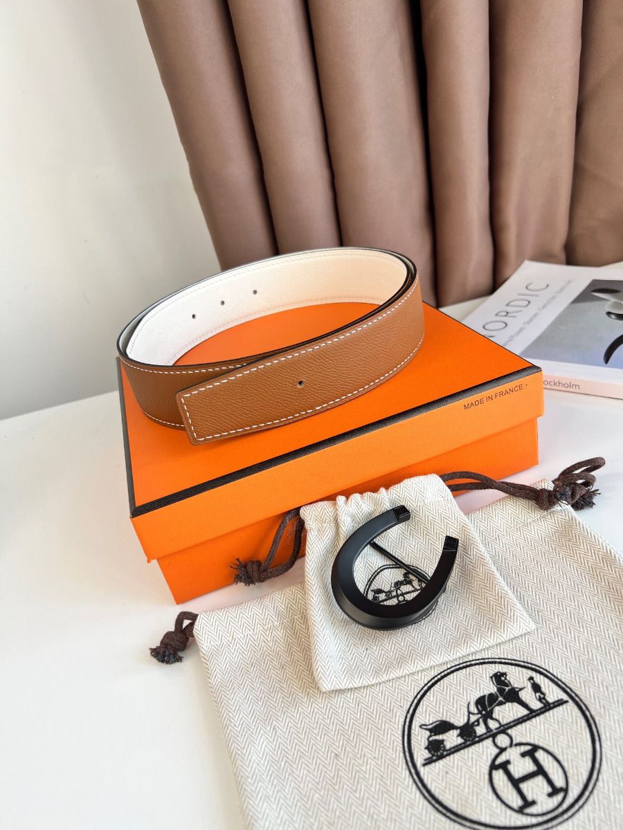 Hermes Luck Reversible Belt 38MM in Epsom Leather with Black Buckle - Image 3