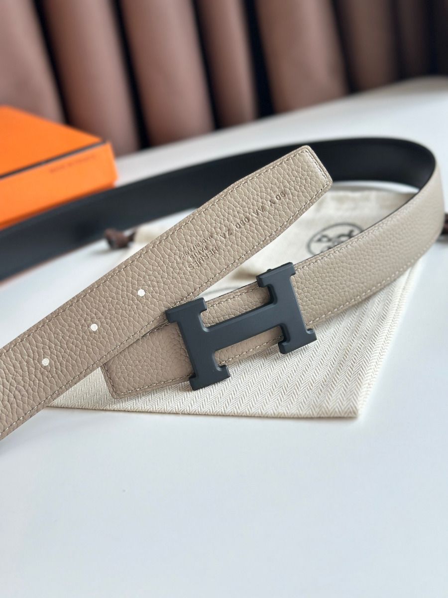 Hermes H Reversible 32MM Belt with Matte Buckle in Grey Clemence Leather - Image 4