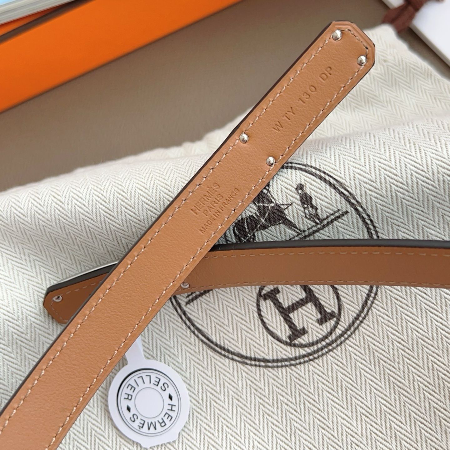 Hermes Kelly 18 Belt in Blue Nuit Epsom Leather - Image 9