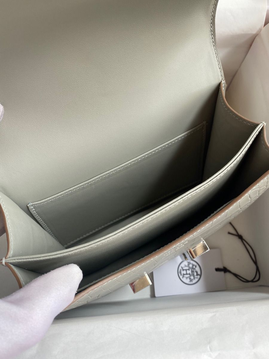 Hermes Constance 18 Handmade Bag In Grey Matte Alligator Leather - Image 9