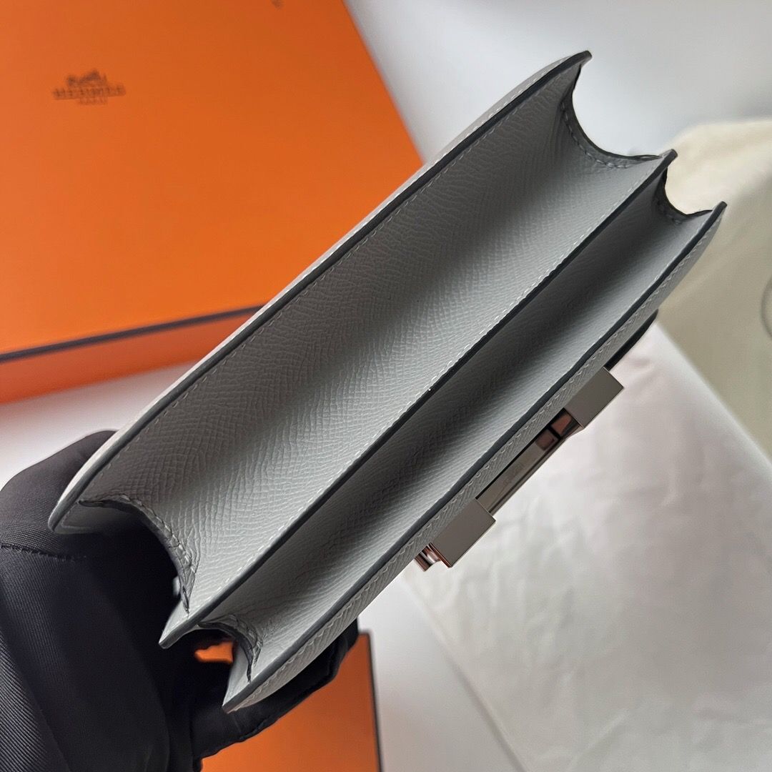 Hermes Constance 18 Handmade Bag in Gris Mouette Epsom Calfskin - Image 9