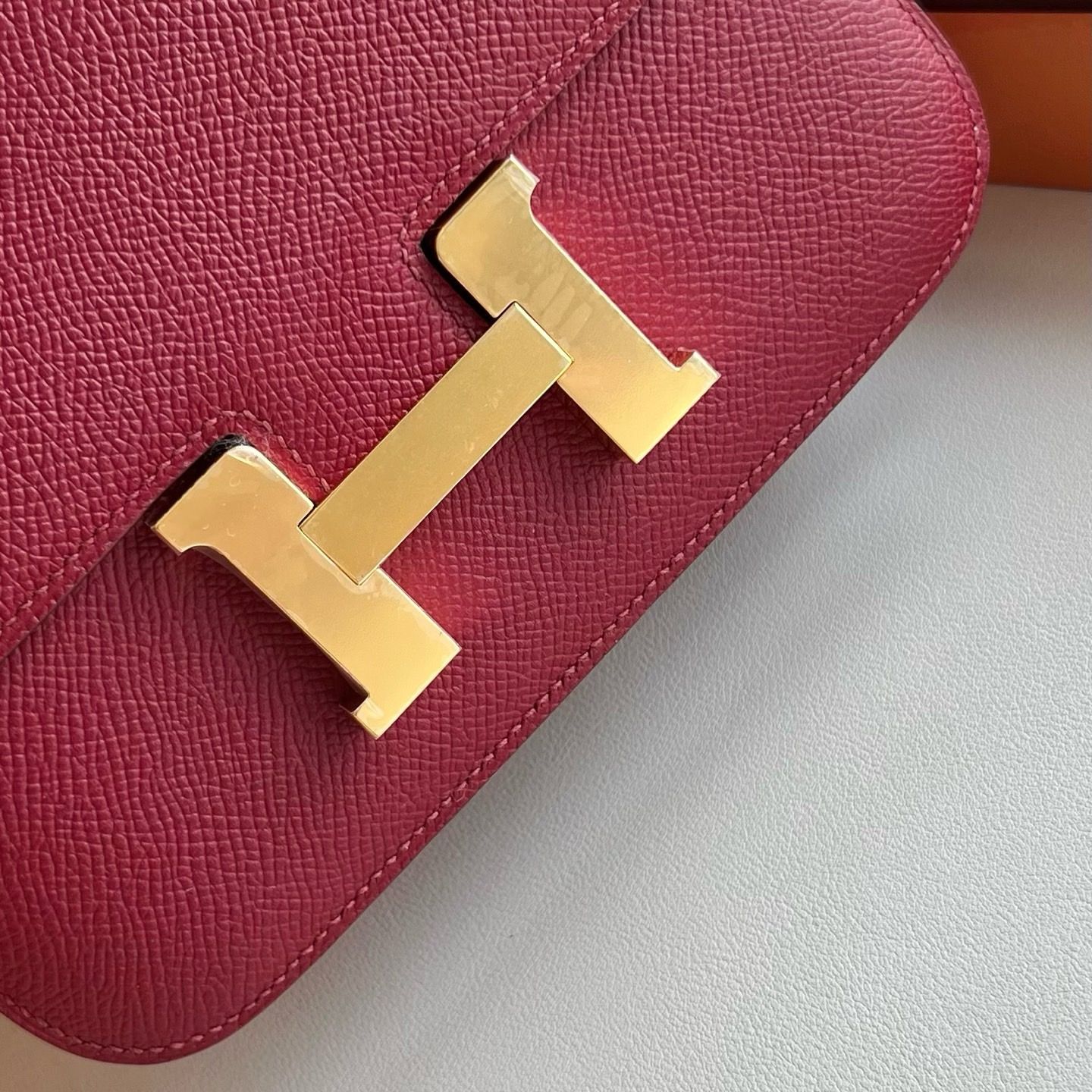 Hermes Constance 18 Handmade Bag in Rouge Grenat Epsom Calfskin - Image 3