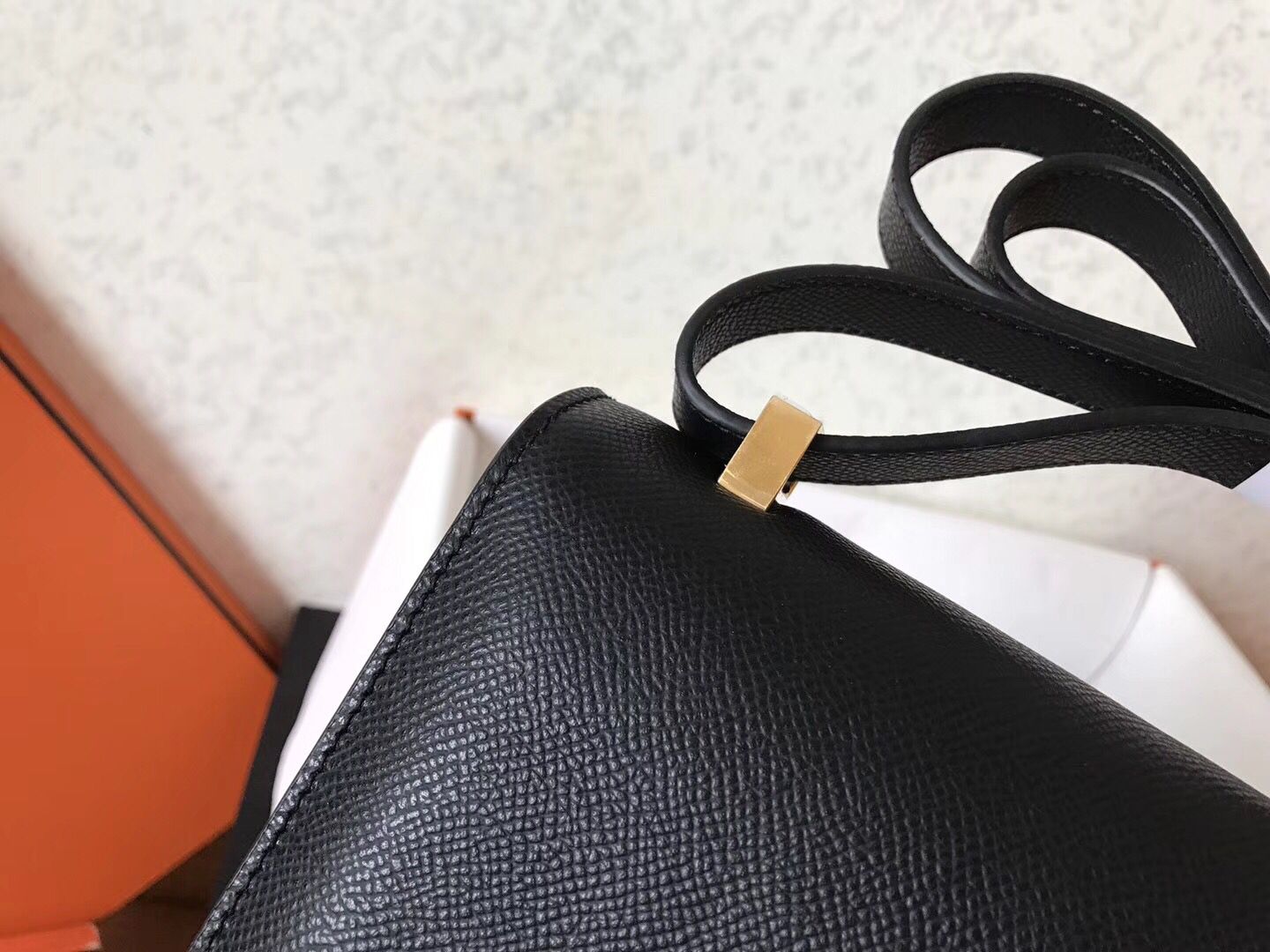 Hermes Constance 24 Handmade Bag In Black Epsom Leather - Image 4