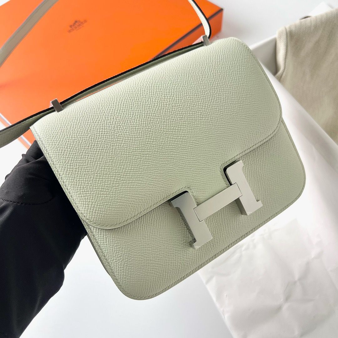 Hermes Constance 24 Handmade Bag In Vert Fizz Epsom Calfskin - Image 6