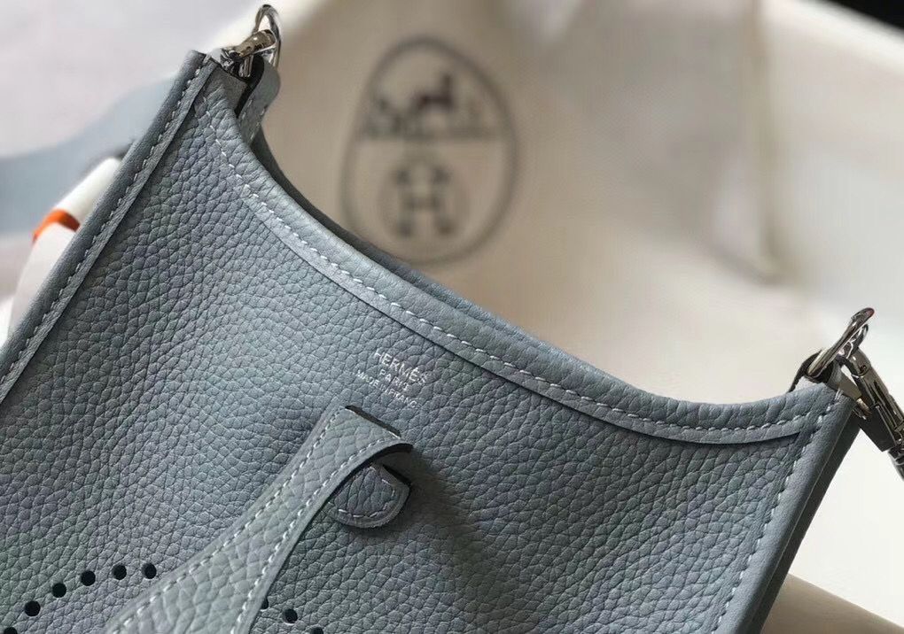 Hermes Evelyne III TPM Bag In Blue Lin Clemence Leather - Image 8