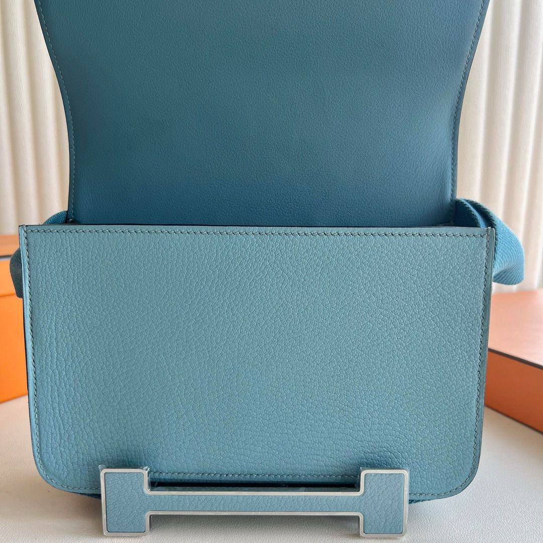 Hermes Geta Handmade Bag in Blue Jean Chevre Mysore Leather - Image 5