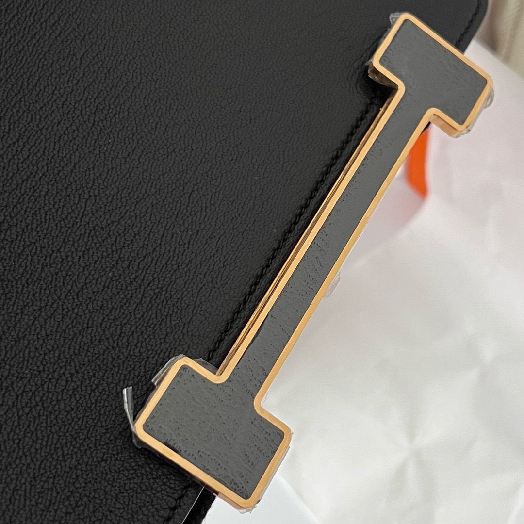 Hermes Geta Handmade Bag In Black Chevre Mysore Leather - Image 4