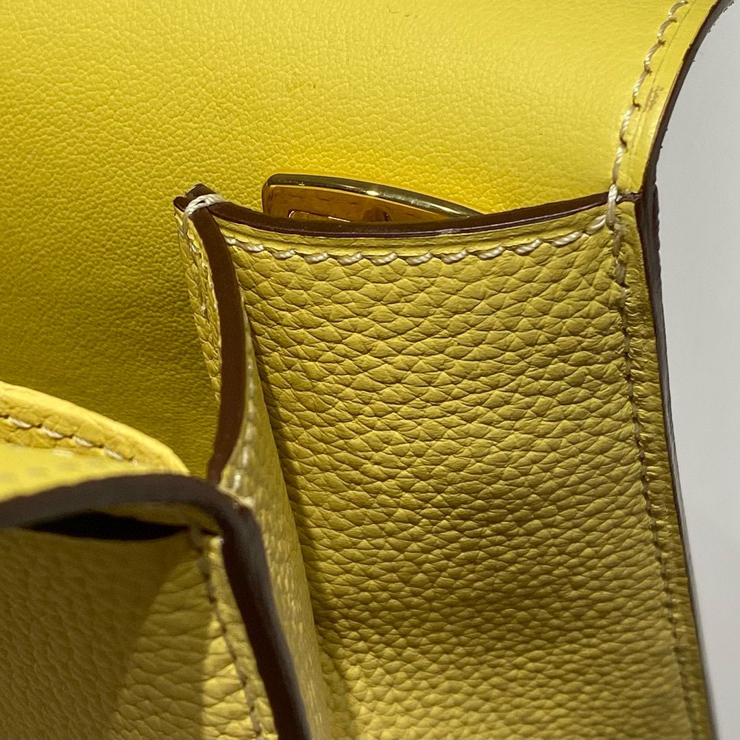 Hermes Halzan 25 Bag in Jaune Poussin Clemence Leather - Image 6