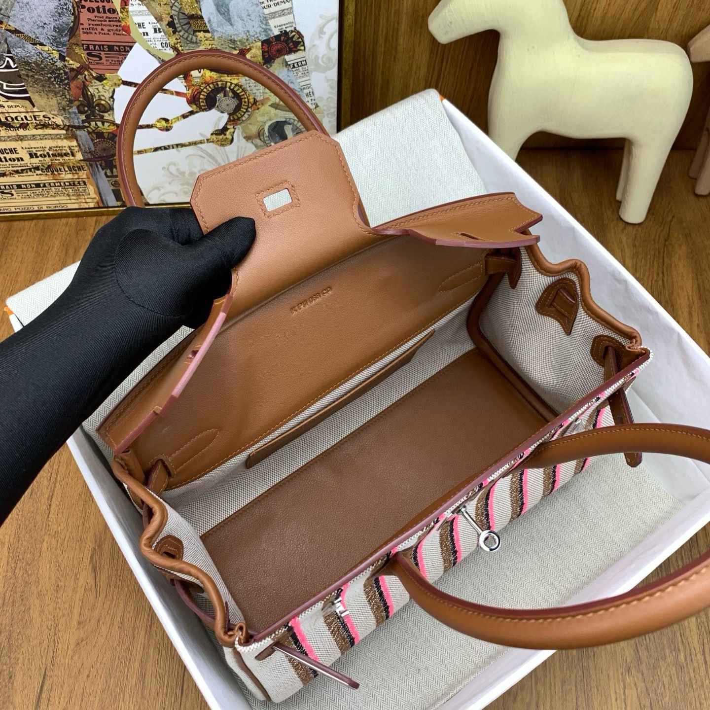 Hermes Shoulder Birkin Light 29 Bag in Toile and Gold Swift Leather - Image 7