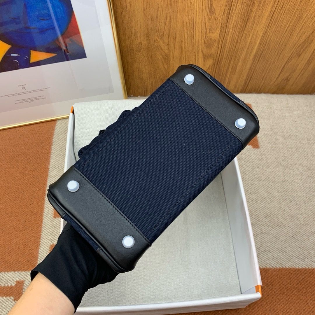 Hermes Birkin Cargo 25 Bag in Blue Toile and Black Swift Leather - Image 9