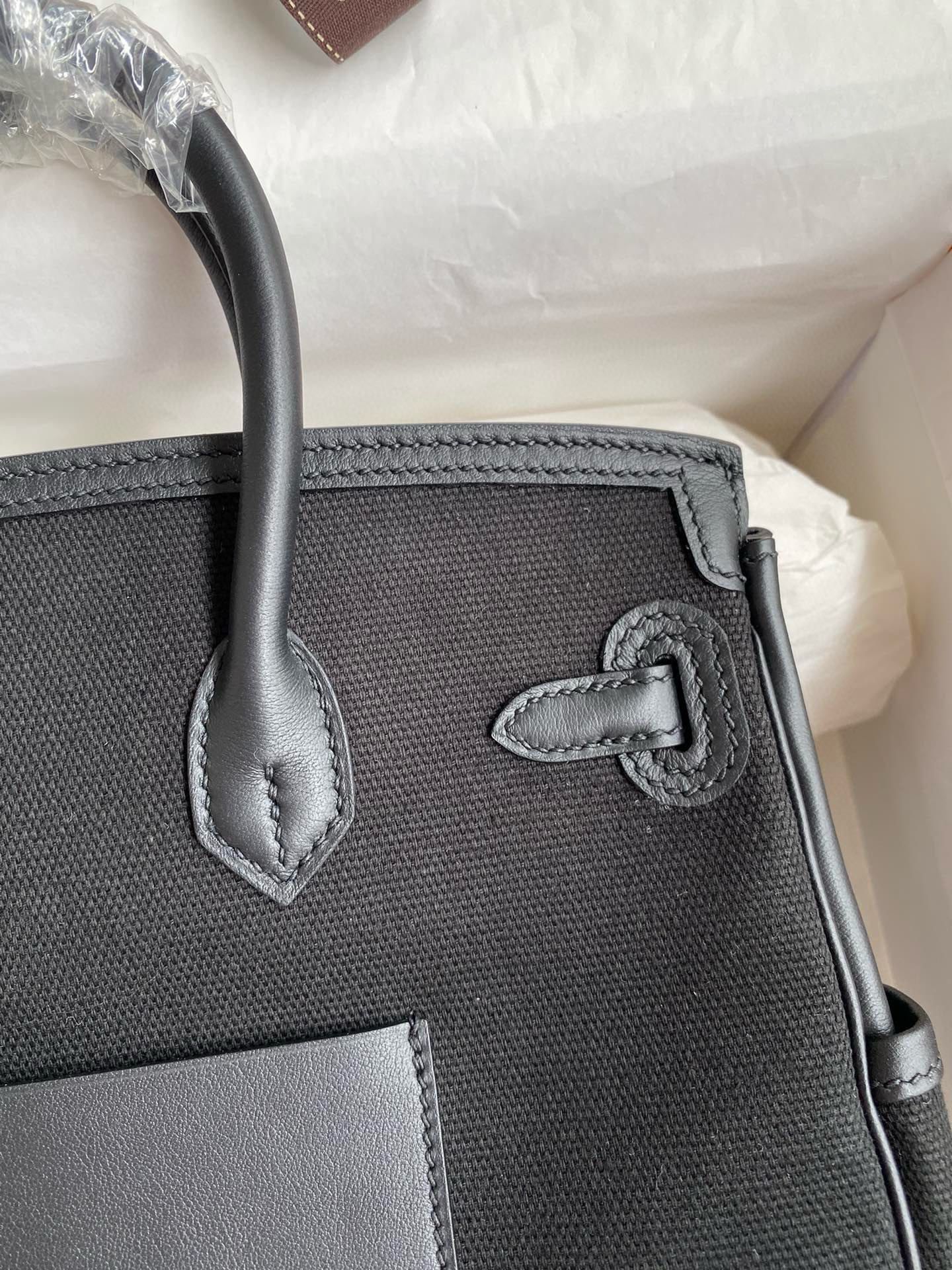Hermes Birkin Cargo 25 Bag in Black Toile and Swift Leather - Image 7