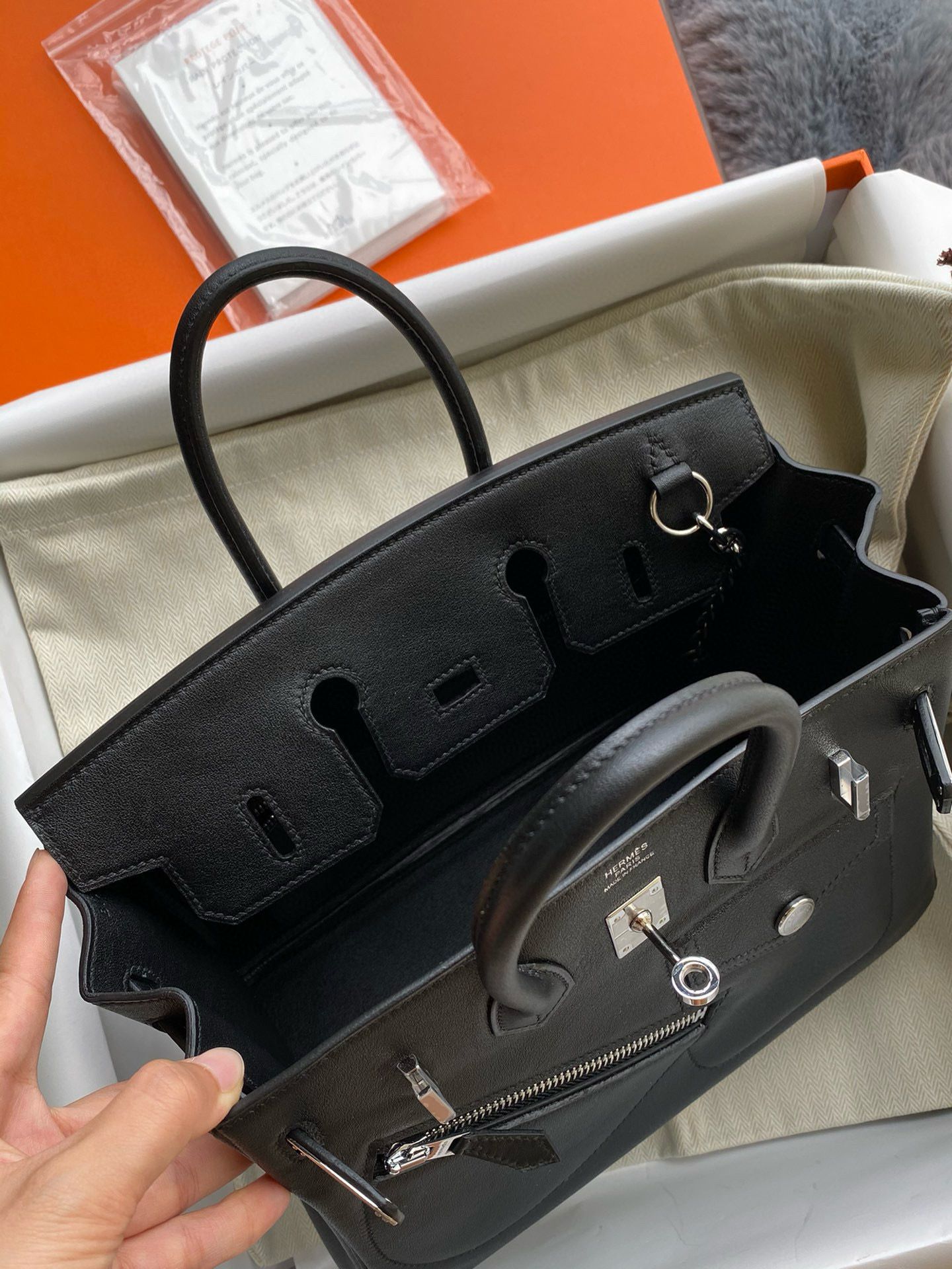 Hermes Birkin Rock 25 Handmade Bag in Black Volupto Leather - Image 5