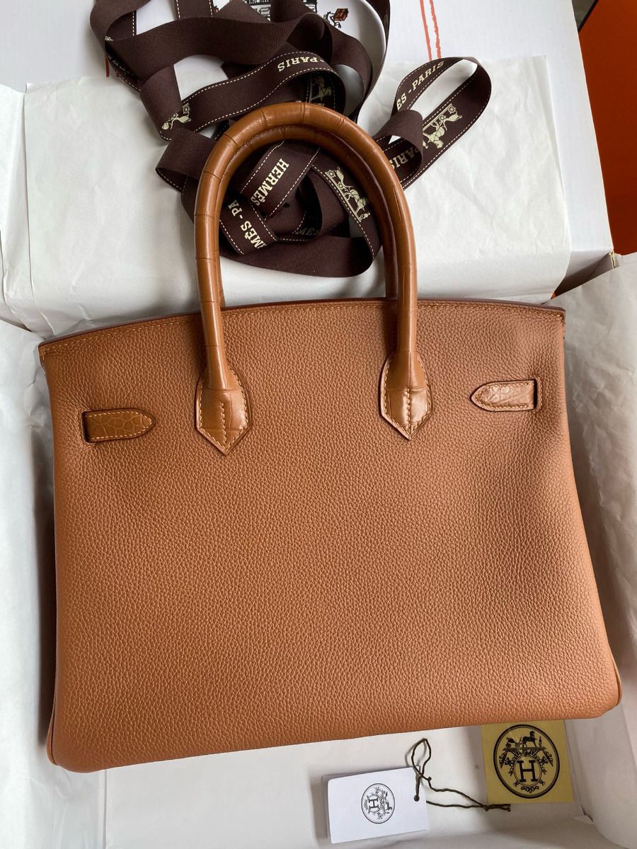 Hermes Touch Birkin 30 Bag in Gold Clemence and Matte Alligator Leather - Image 3