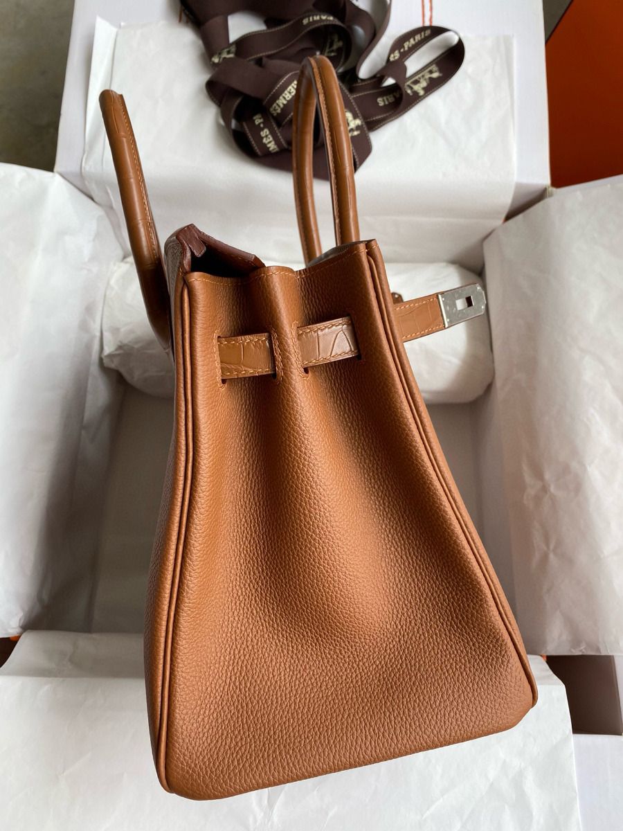 Hermes Touch Birkin 30 Bag in Gold Clemence and Matte Alligator Leather - Image 6