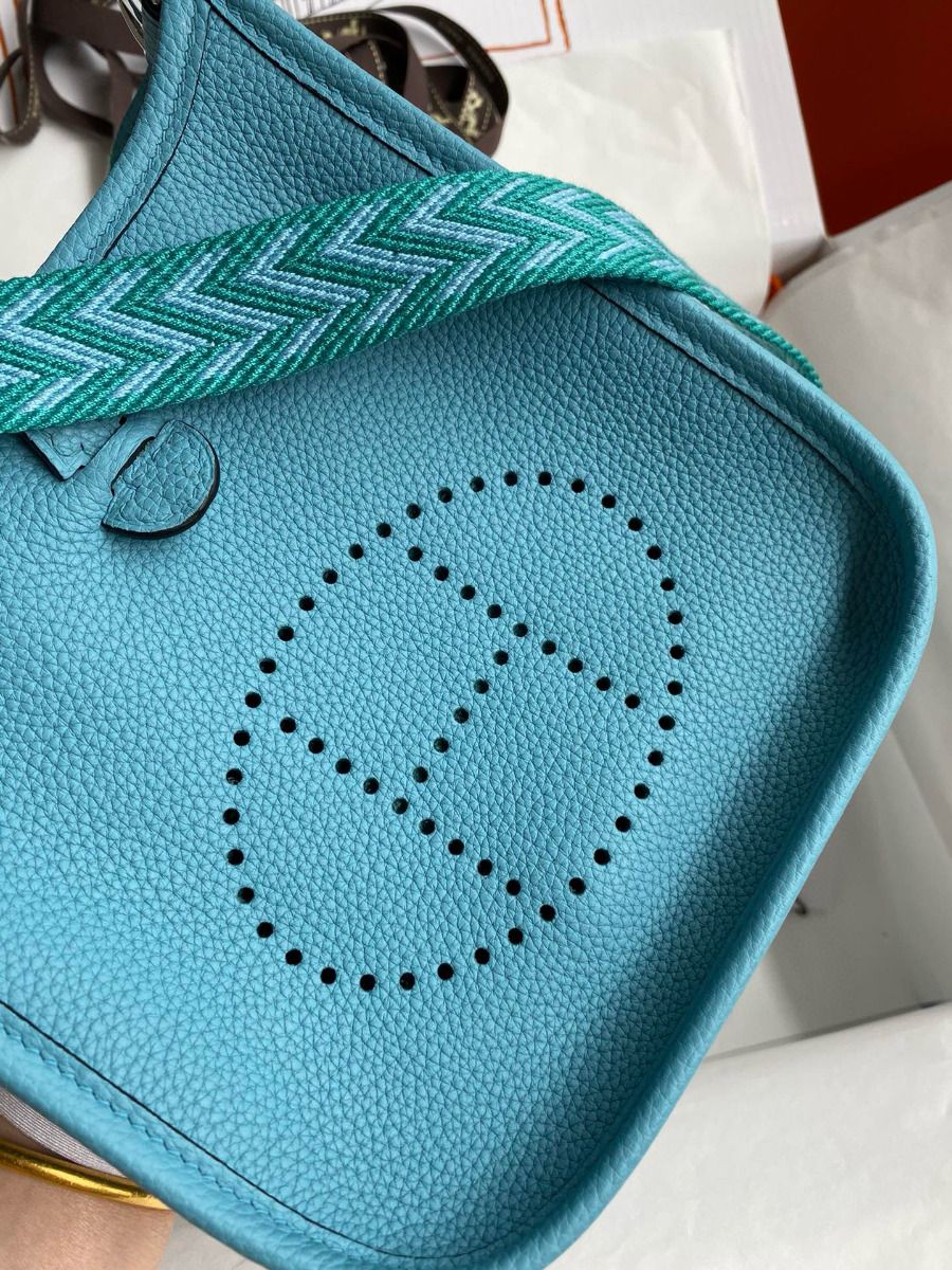 Hermes Evelyne Mini Handmade Bag in Blue du Nord Clemence Leather - Image 4