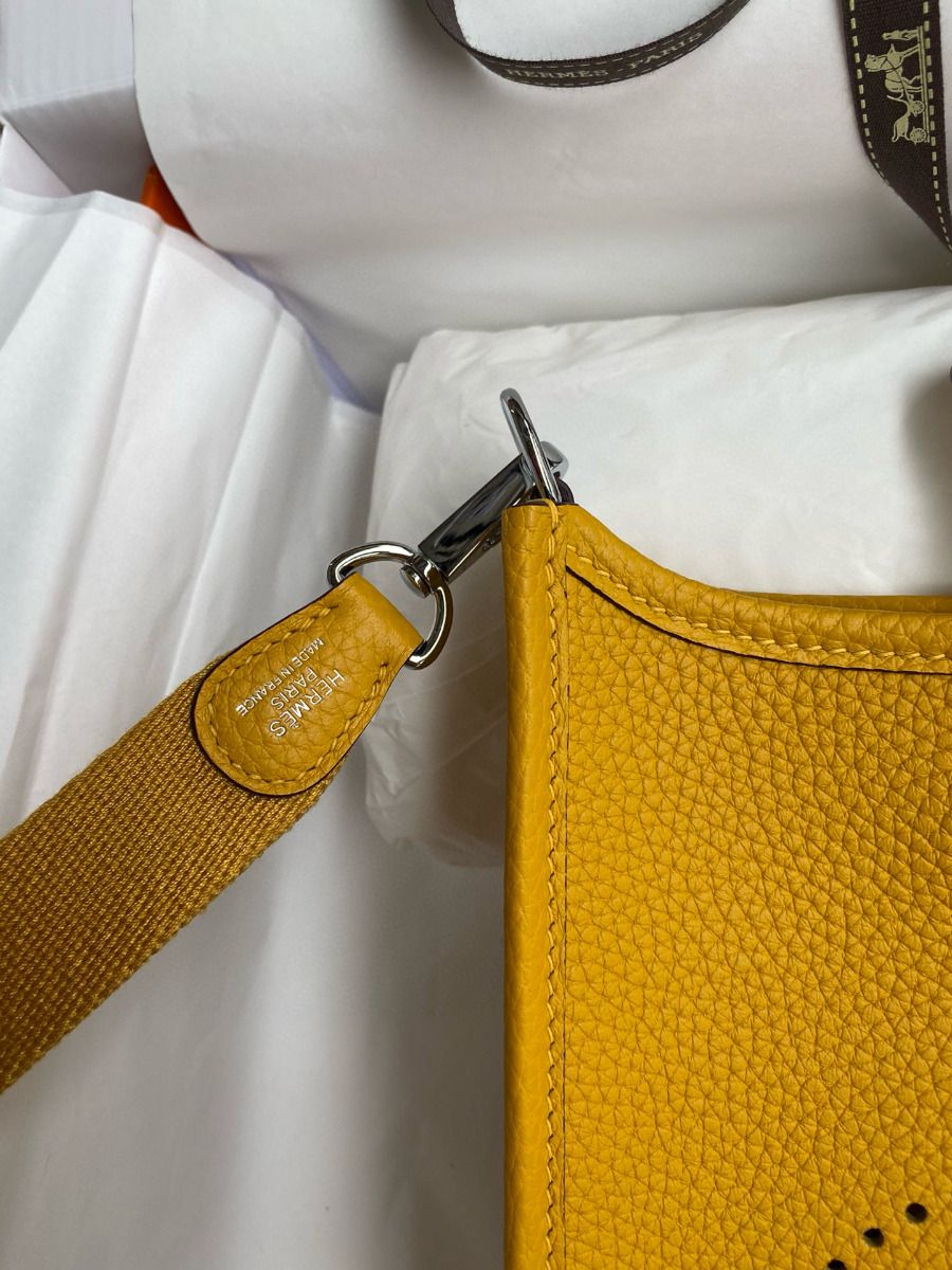 Hermes Evelyne Mini Handmade Bag in Jaune Clemence Leather - Image 7