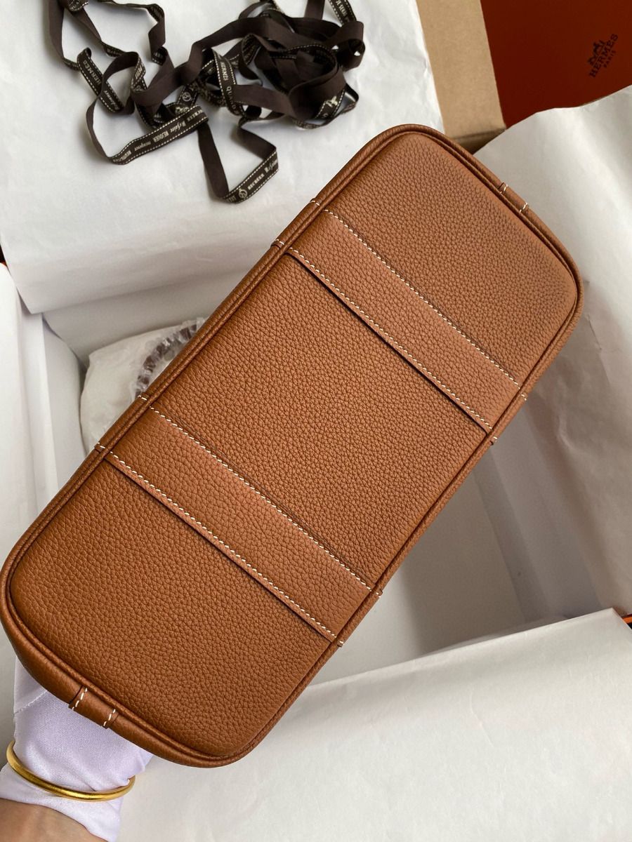 Hermes Garden Party 30 Handmade Bag in Gold Clemence Leather - Image 10