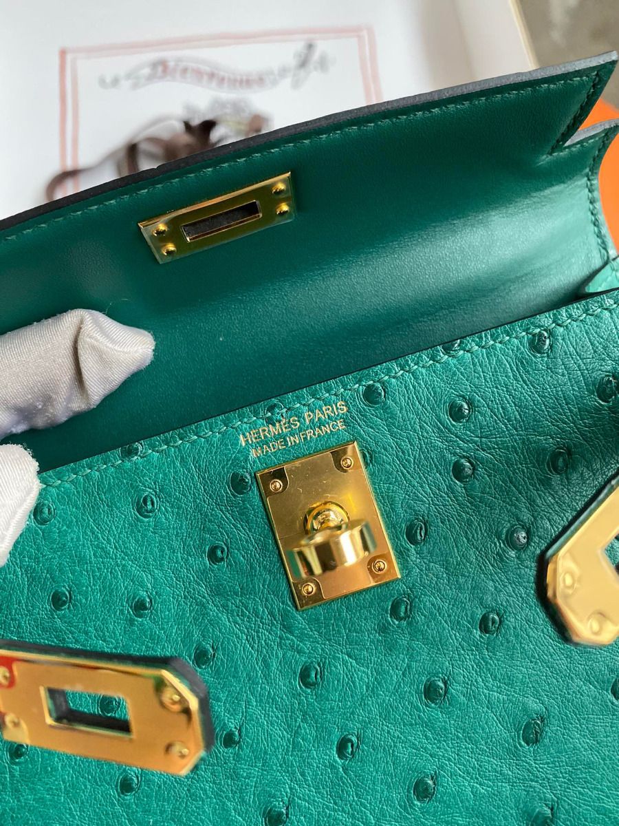 Hermes Kelly Mini II Sellier Handmade Bag In Vert Vertigo Ostrich Leather - Image 8