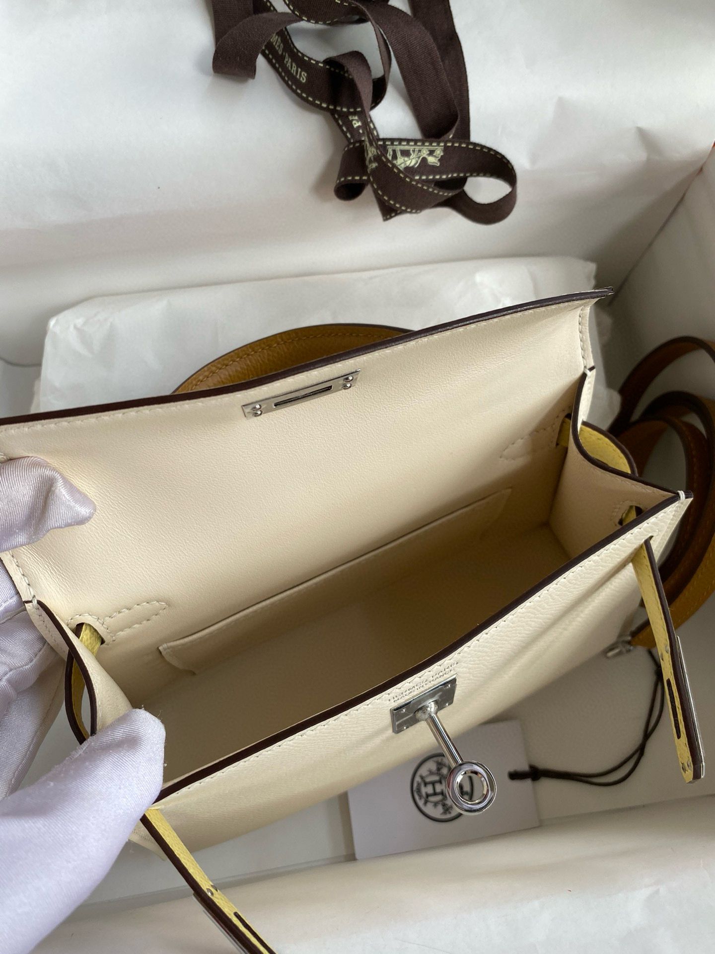 Hermes HSS Kelly Mini II Sellier Tri-color Bag in Nata/Craie/Black Epsom Calfskin - Image 10