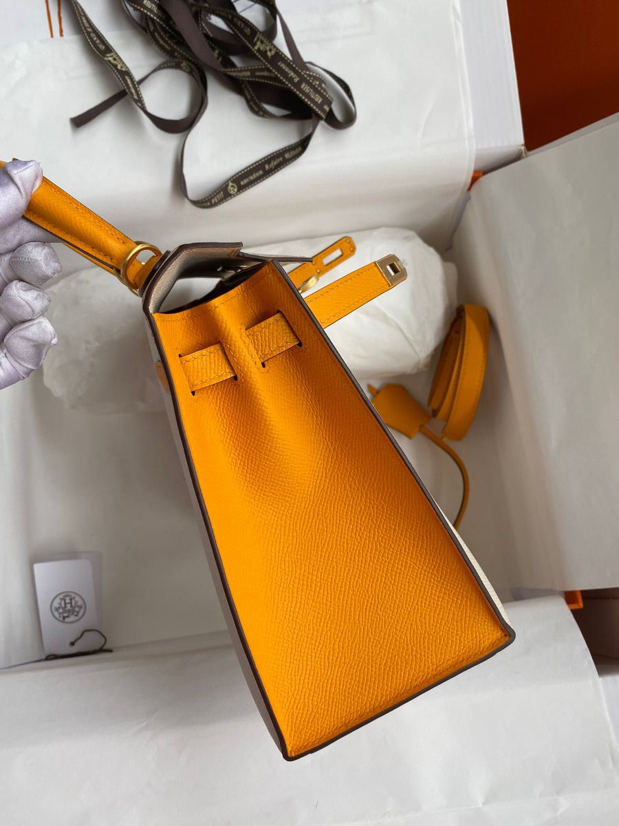 Hermes Kelly Sellier 25 Bicolor Bag in Craie and Yellow Epsom Calfskin - Image 6