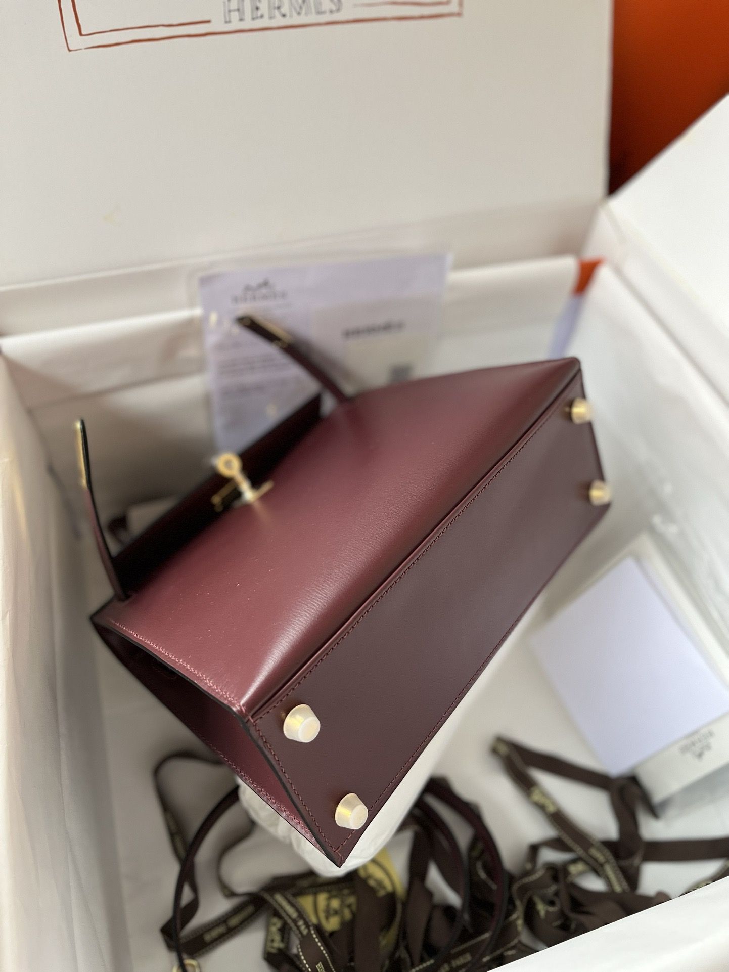 Hermes Kelly Sellier 25 Handmade Bag in Bordeaux Box Calfskin - Image 7