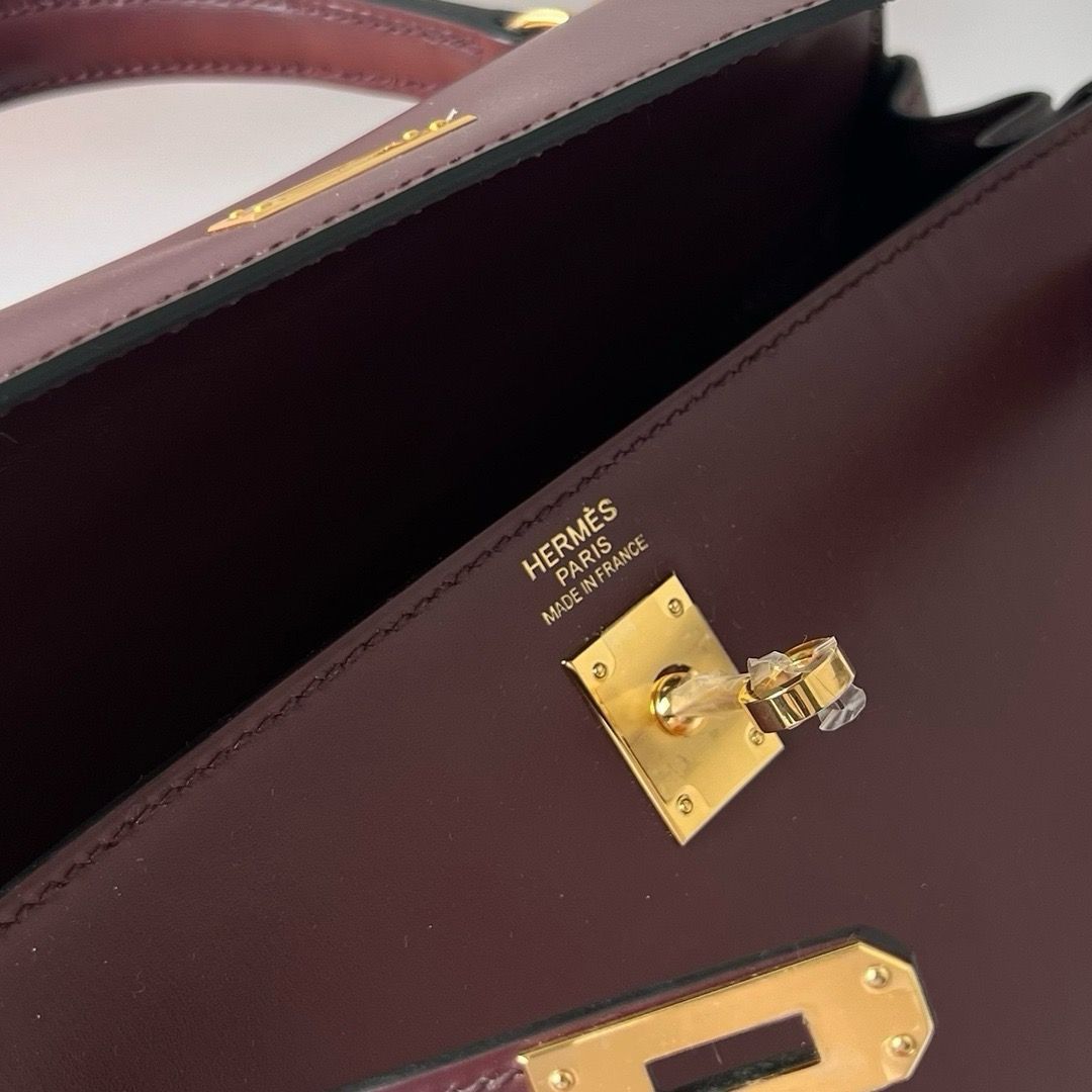Hermes Kelly Sellier 25 Handmade Bag in Bordeaux Box Calfskin - Image 9