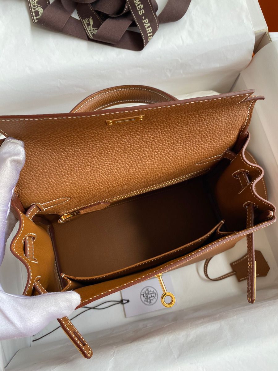 Hermes Kelly Retourne 25 Handmade Bag In Gold Clemence Leather - Image 9
