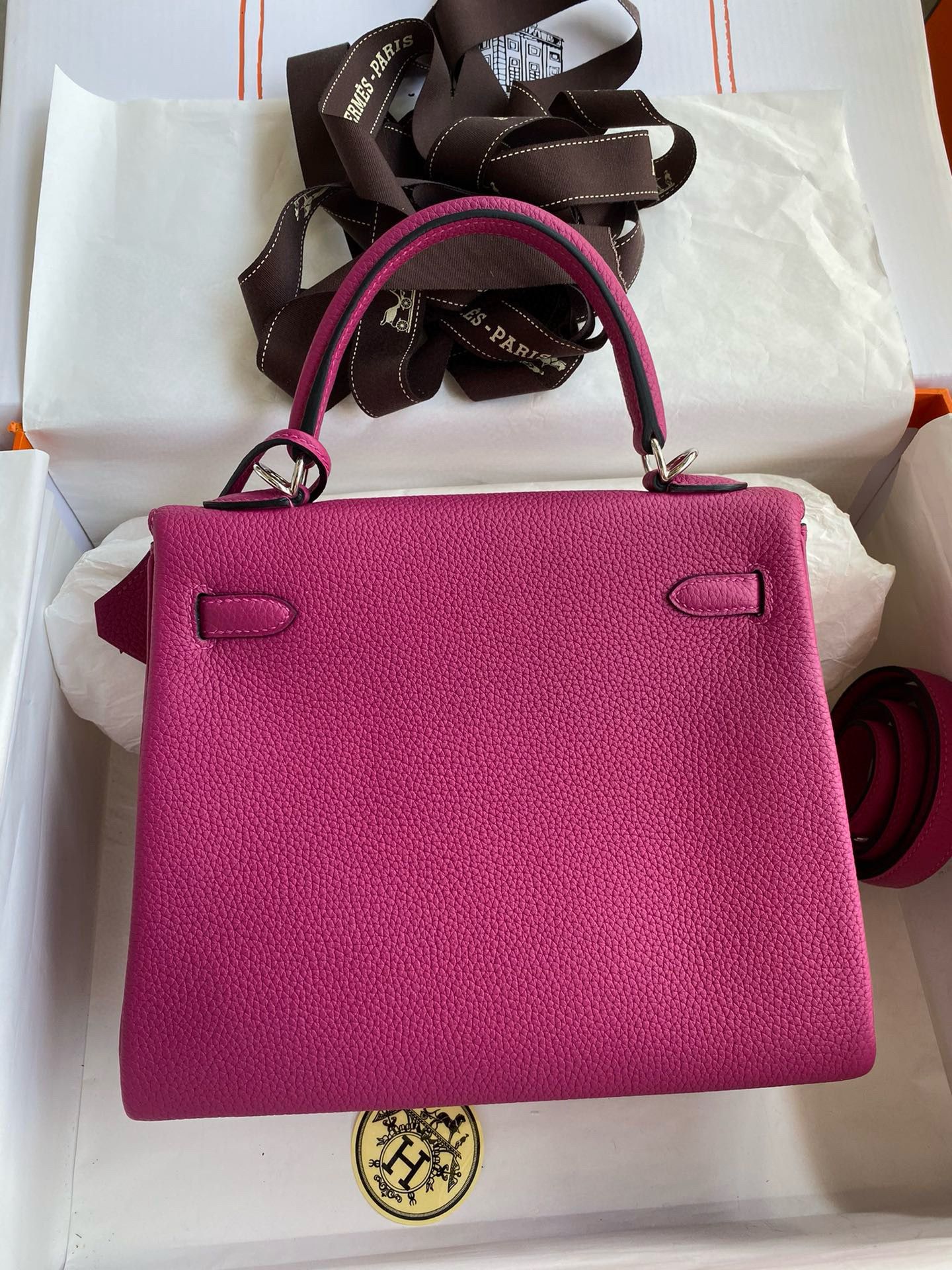 Hermes Kelly Retourne 25 Handmade Bag In Rose Purple Clemence Leather - Image 3