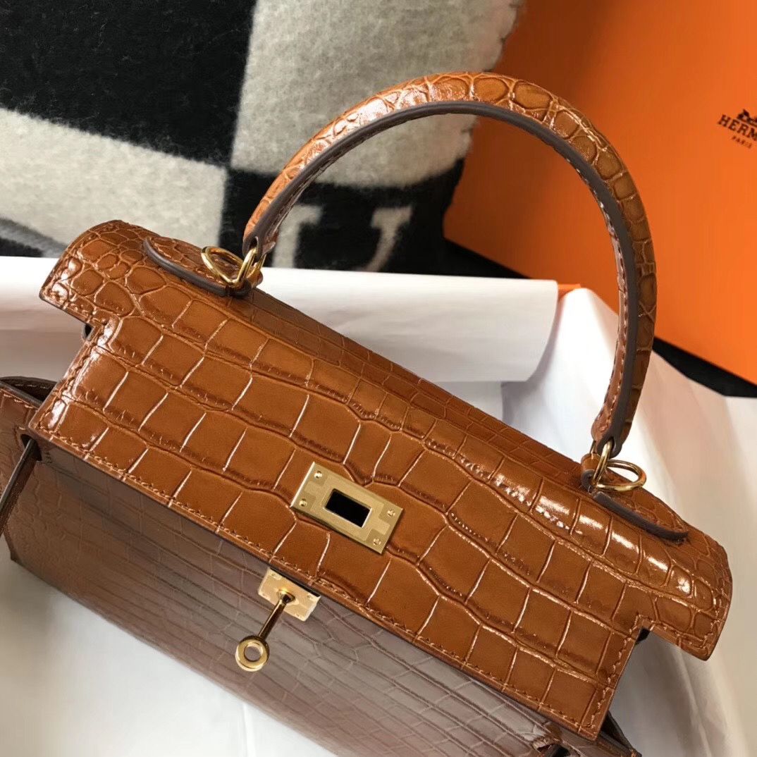 Hermes Kelly 25cm Handmade Bag In Brown Embossed Crocodile Leather - Image 6