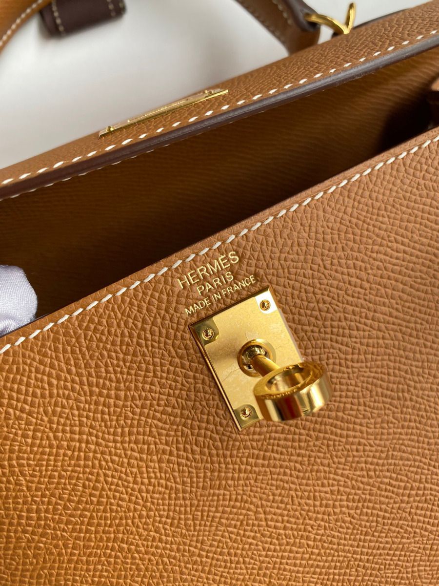 Hermes Kelly Sellier 25 Handmade Bag In Gold Epsom Calfskin - Image 8