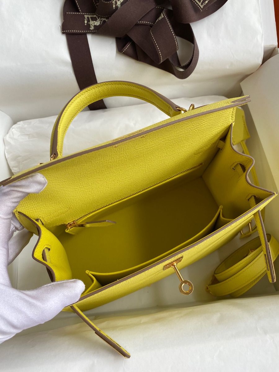 Hermes Kelly Sellier 25 Handmade Bag In Lime Epsom Calfskin - Image 9
