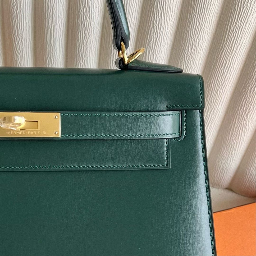 Hermes Kelly Sellier 28 Handmade Bag in Vert Fonce Box Calfskin - Image 3