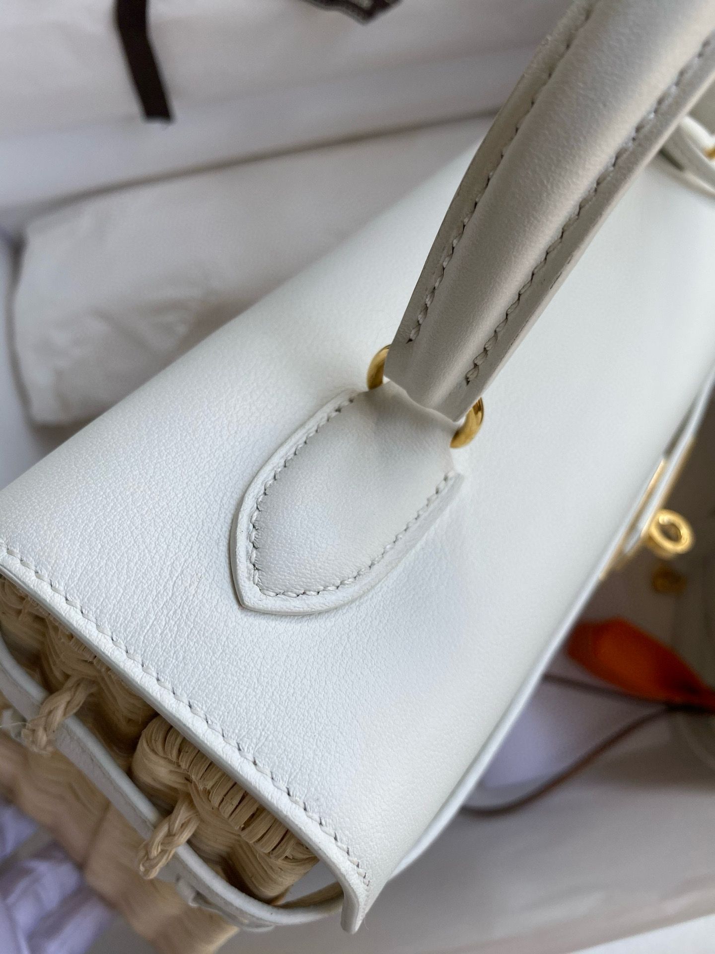 Hermes Picnic Kelly 28cm Bag in Wicker with White Barenia Leather - Image 6