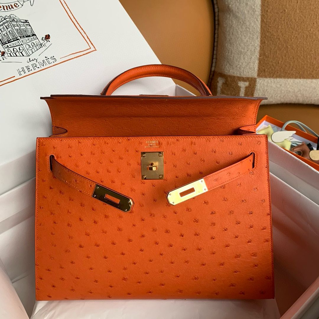 Hermes Kelly Sellier 32 Handmade Bag in Orange Ostrich Leather - Image 4