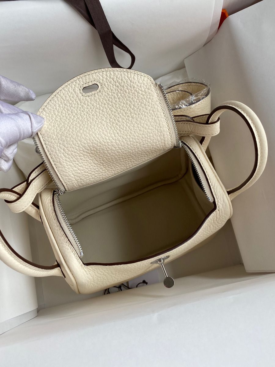 Hermes Mini Lindy Handmade Bag In Nata Clemence Leather - Image 7
