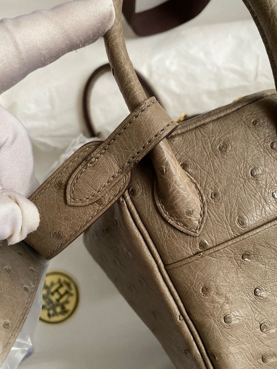 Hermes Mini Lindy Handmade Bag In Taupe Ostrich Leather - Image 4