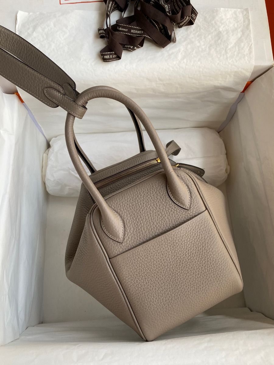 Hermes Lindy 26 Handmade Bag In Gris Asphalt Clemence Leather - Image 3