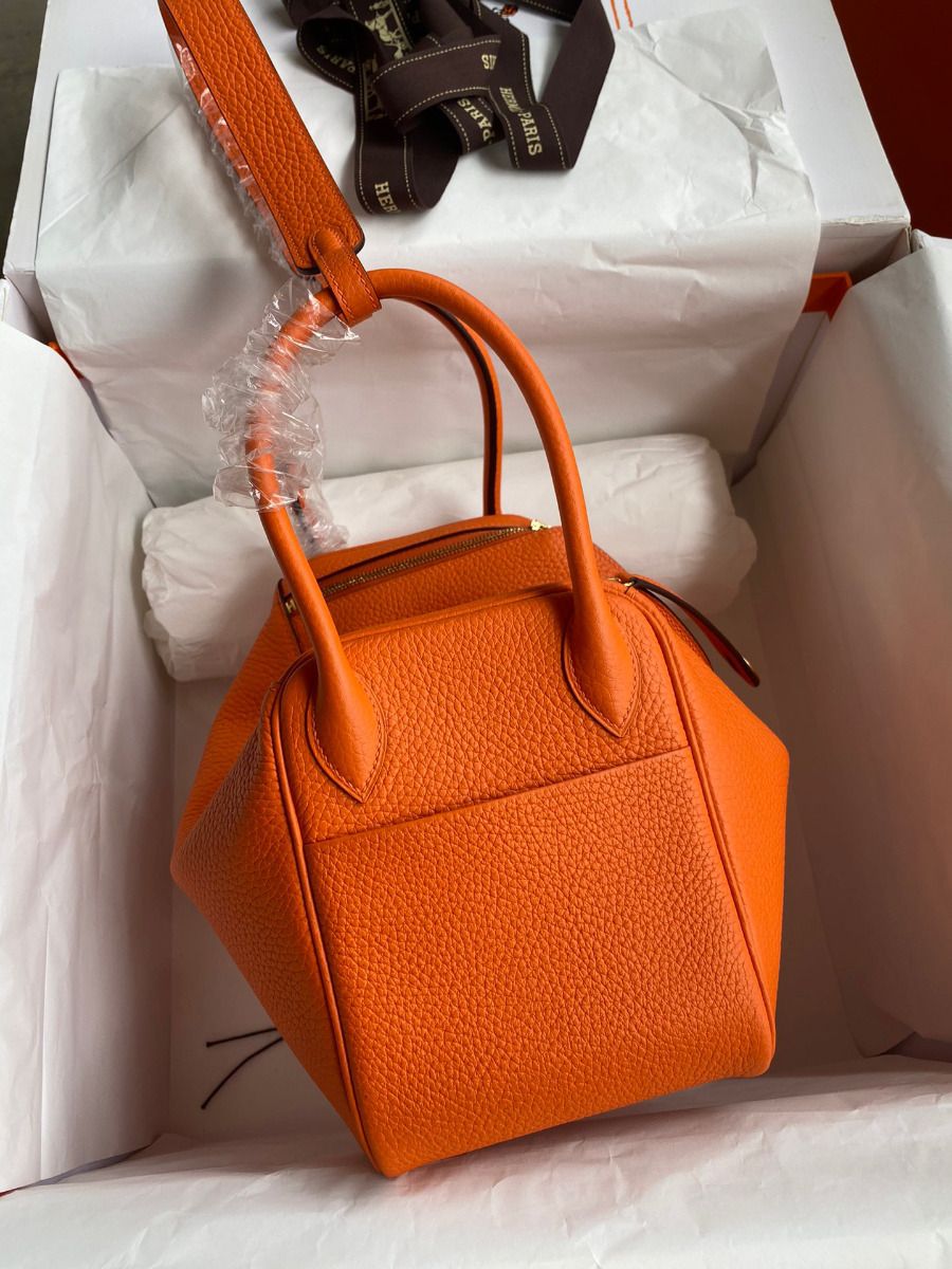 Hermes Lindy 26 Handmade Bag In Orange Clemence Leather - Image 3
