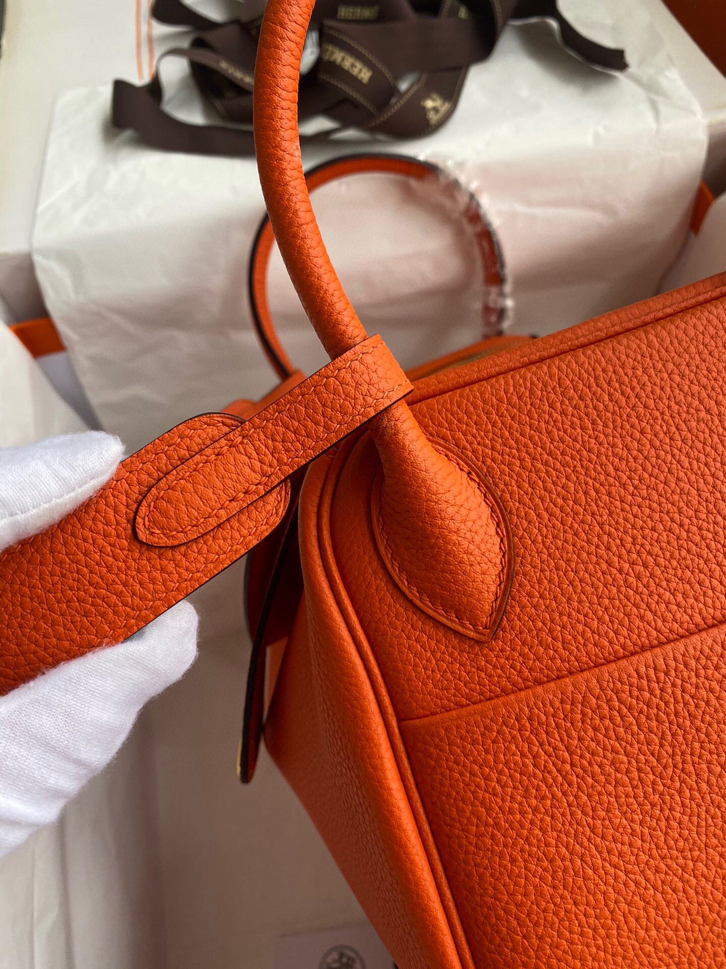 Hermes Lindy 30 Handmade Bag In Orange Clemence Leather - Image 5