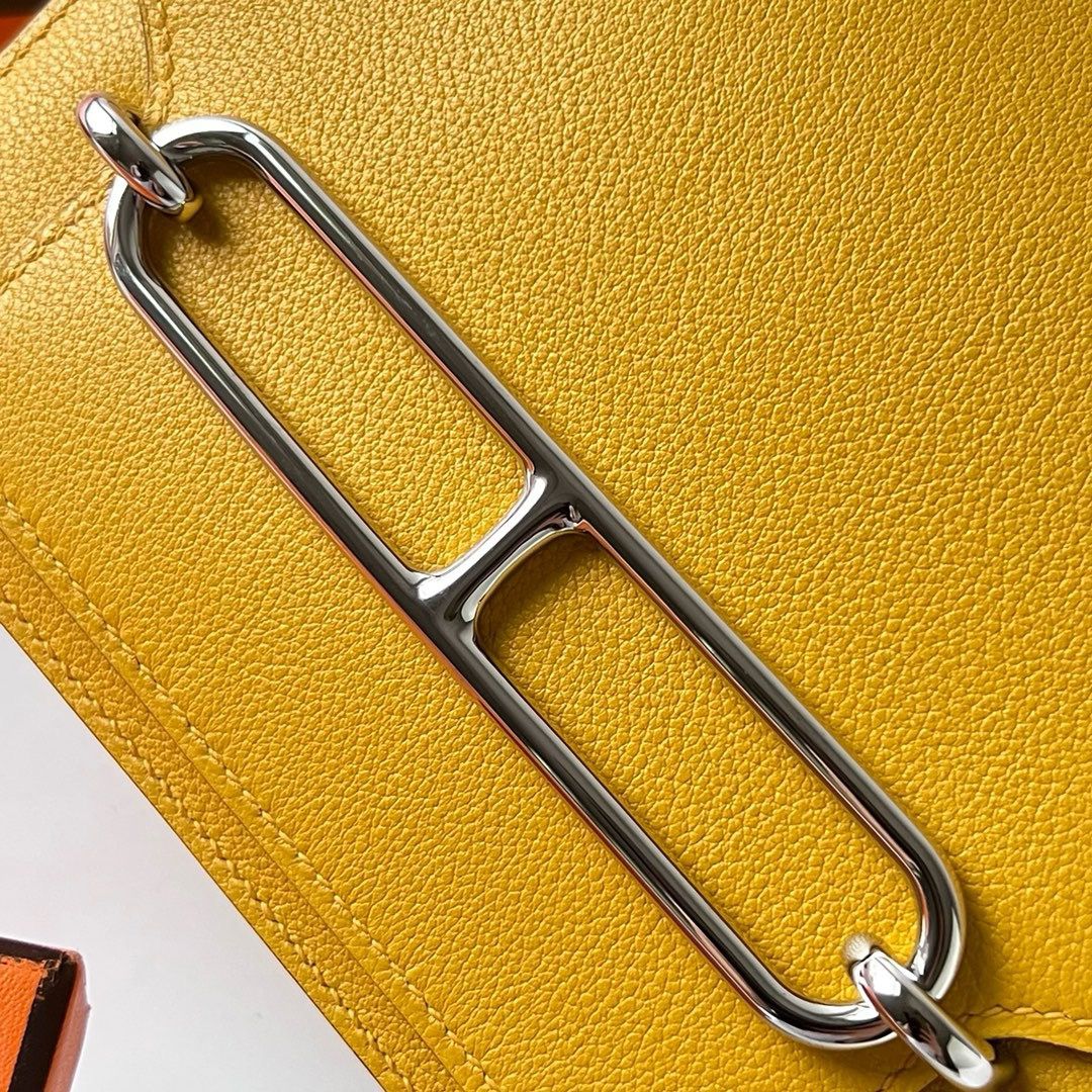 Hermes Roulis Mini 18 Bag in Jaune Ambre Evercolor Calfskin - Image 3
