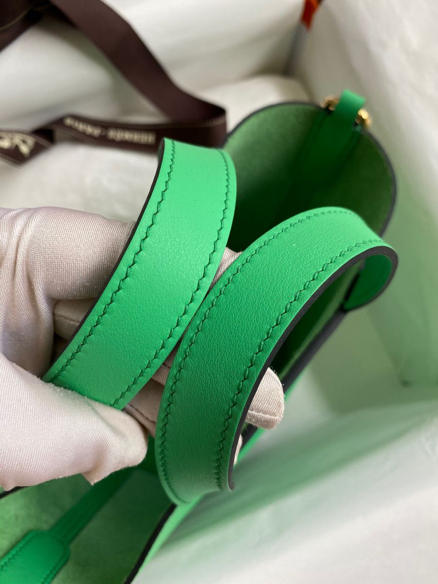 Hermes In The Loop 18 Handmade Bag in Vert Comics Clemence Leather - Image 7