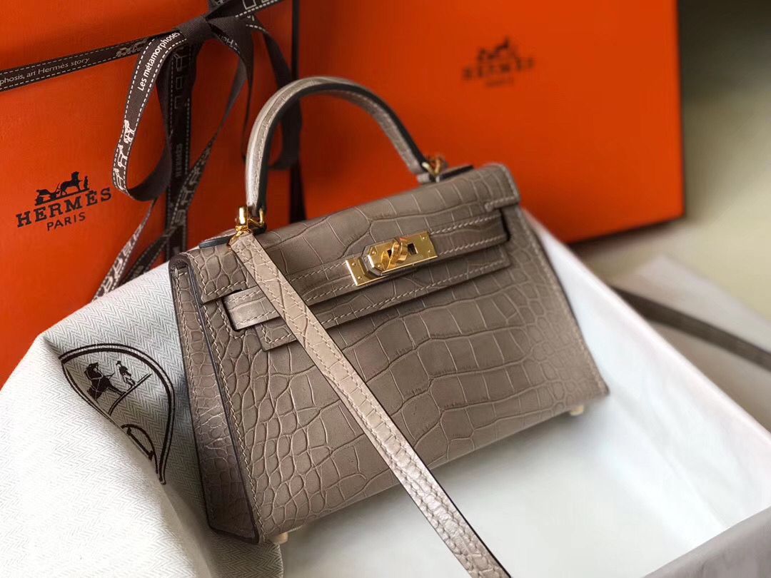 Hermes Kelly Mini II Handmade Bag In Grey Crocodile Embossed Leather - Image 4