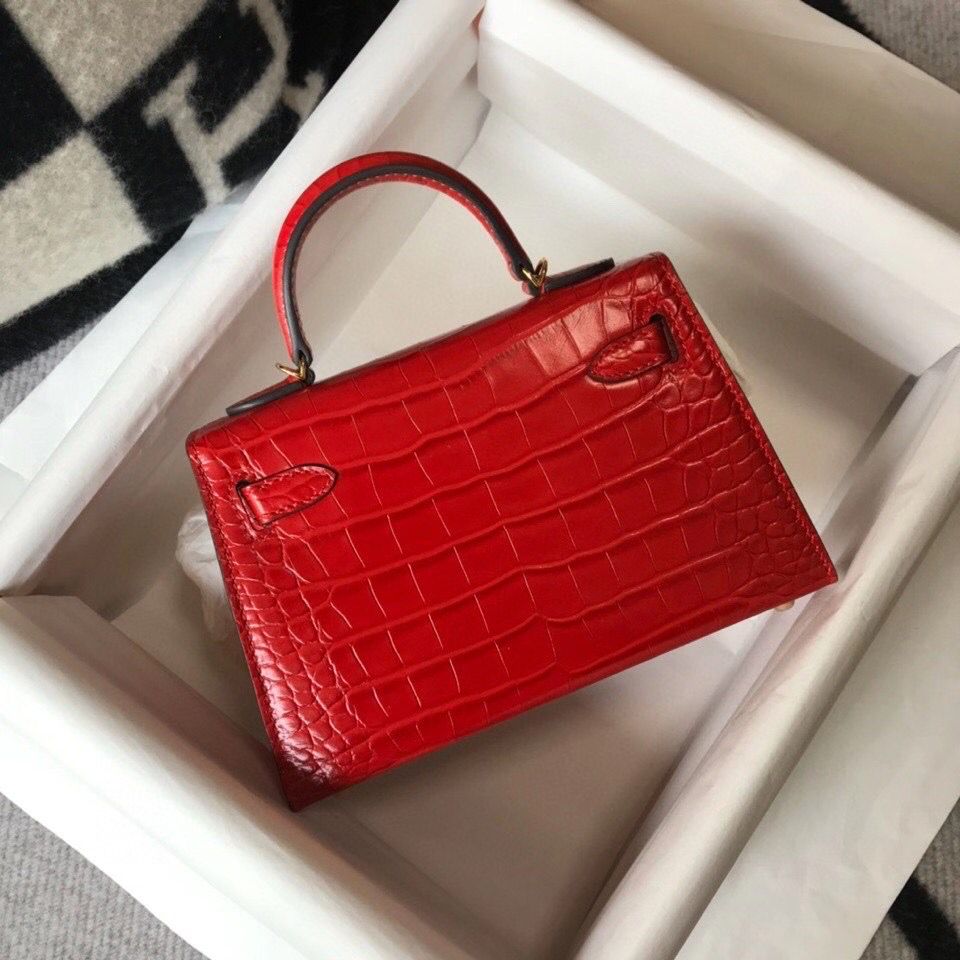 Hermes Kelly Mini II Bag In Red Embossed Crocodile Leather - Image 3
