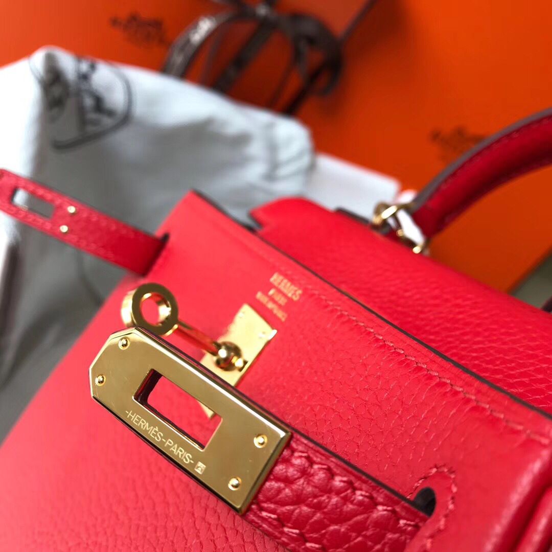 Hermes Kelly 20cm Bag In Red Clemence Leather GHW - Image 6