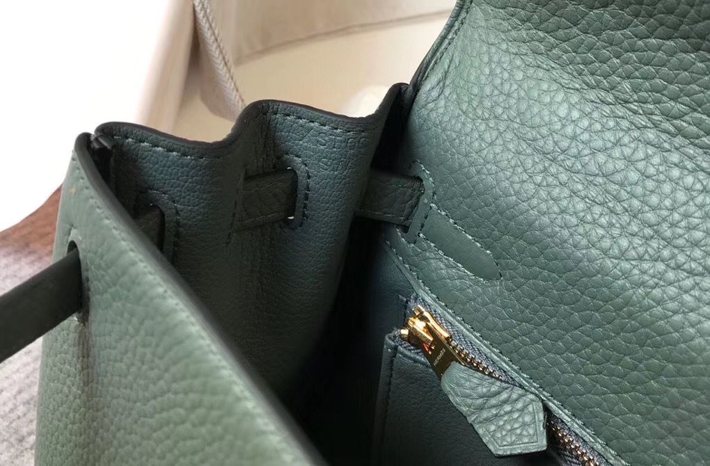 Hermes Kelly 25cm Retourne Bag In Vert Amande Clemence Leather - Image 8