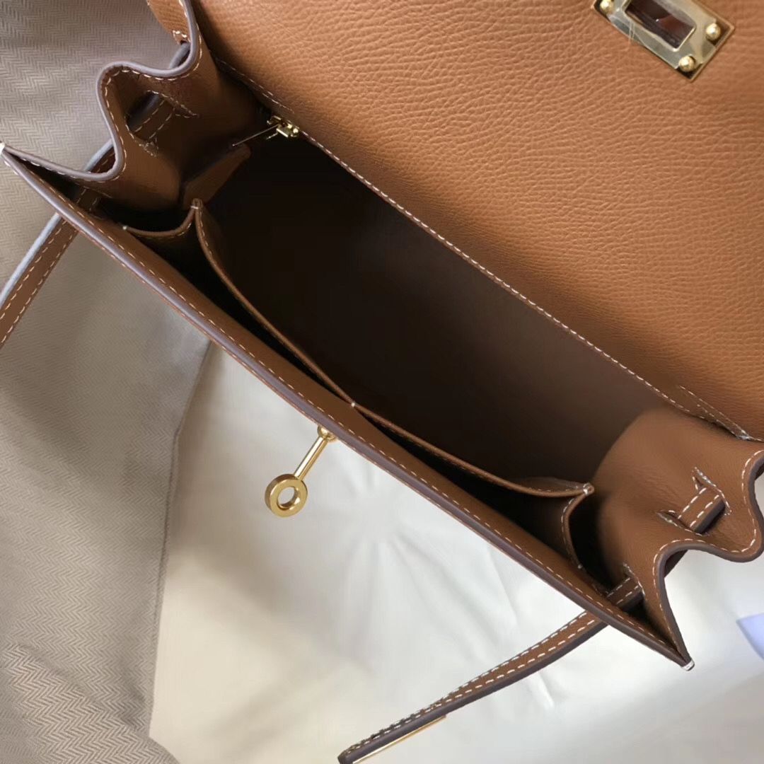 Hermes Kelly 25cm Sellier Bag In Gold Epsom Leather - Image 9