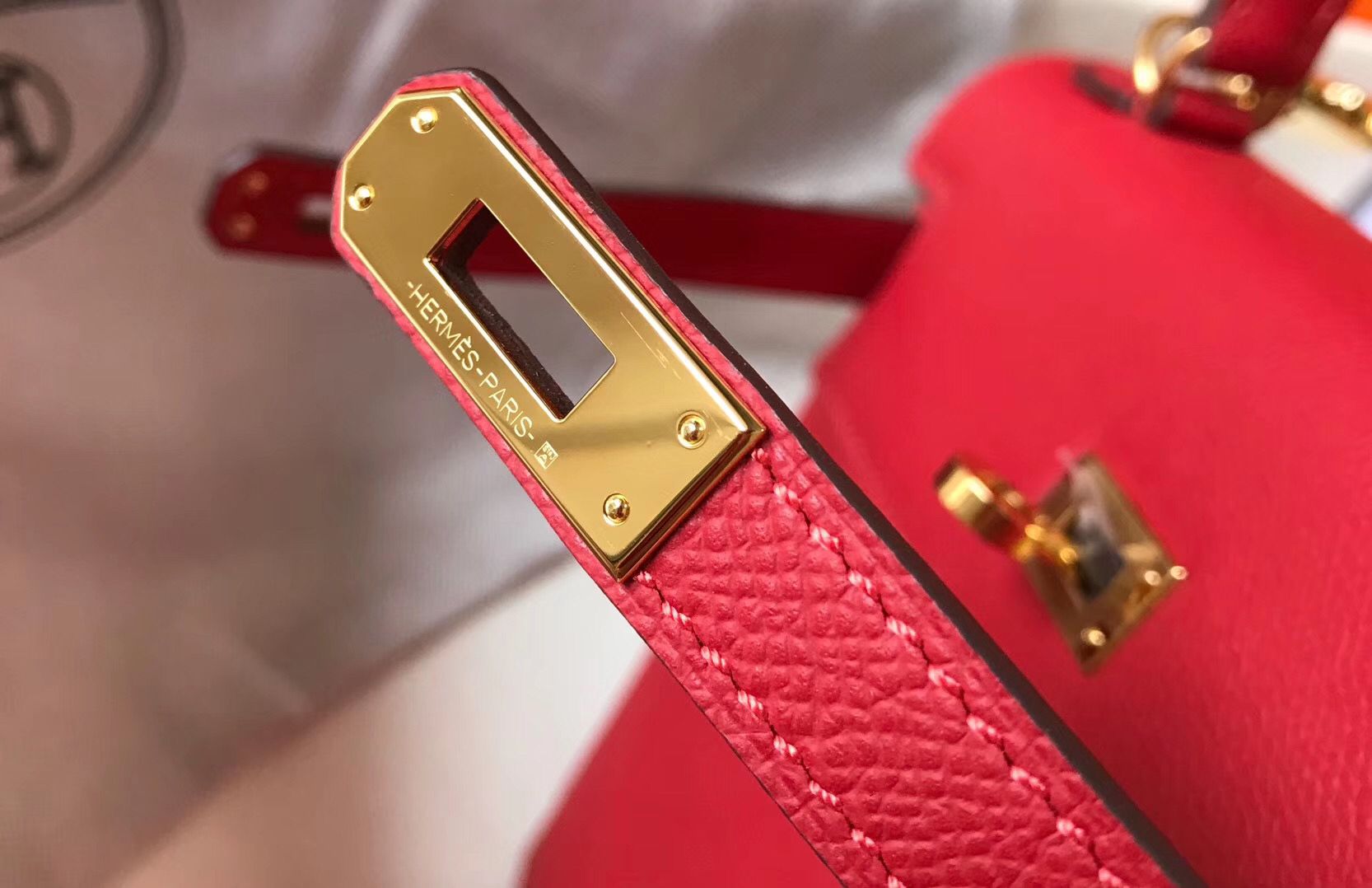 Hermes Kelly 25cm Sellier Bag In Red Epsom Leather - Image 7