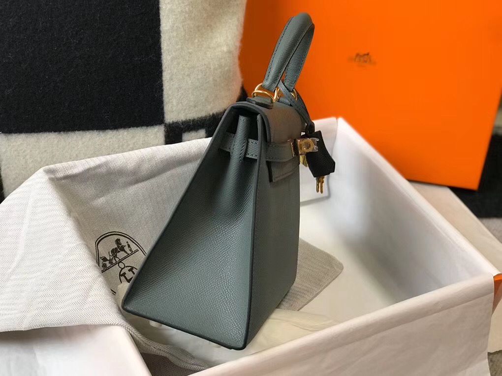 Hermes Kelly 25cm Sellier Bag In Vert Amande Epsom Leather - Image 4